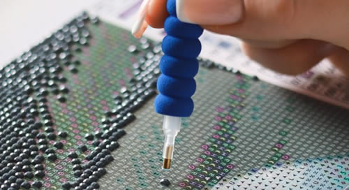 Place Diamond In Its Corresponding Square On The Canvas